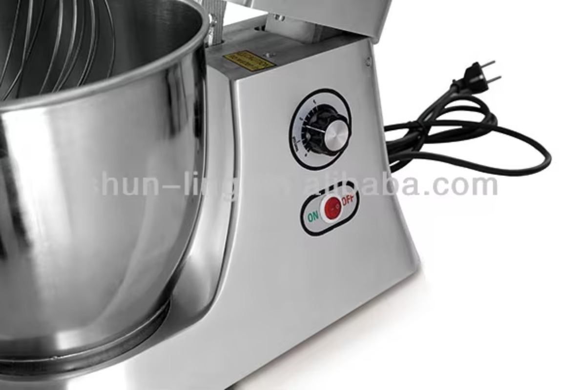 Professional Sprial Dough Mixe - مراجعة Dough Mixer Machine وسعره